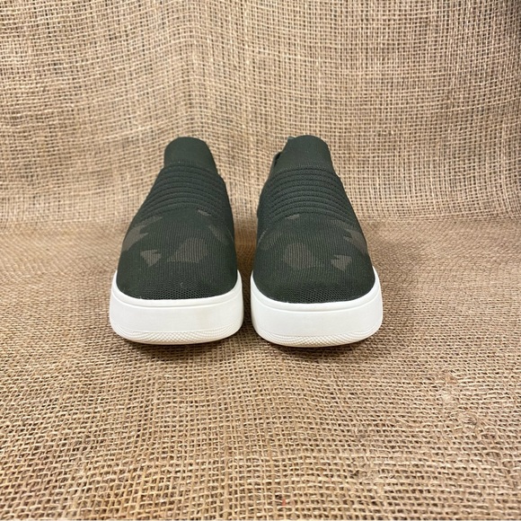 Steve Madden Loafers Sneakers Camo Slip On Platform shoes Size 8.5 M - Picture 8 of 10